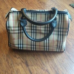 Vintage check Burberry satchel/purse